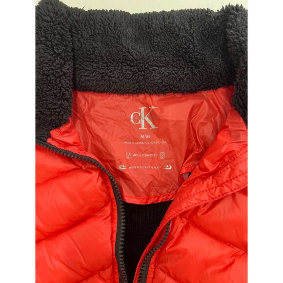 CK Calvin Klein Coral Puffer Vest Size M - Picture 4 of 6
